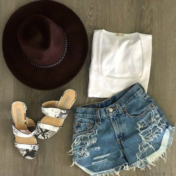 Levi's Pants - Distressed Shorts